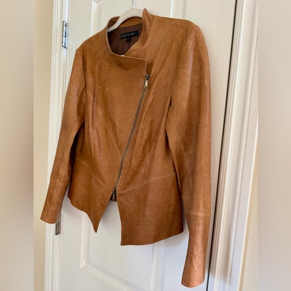 Lafayette 148 New York Tan Leather Jacket with Diagonal front zip Tan Sz 8 - Picture 7 of 8